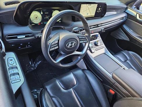 Used 2024 Hyundai Palisade Calligraphy image 10