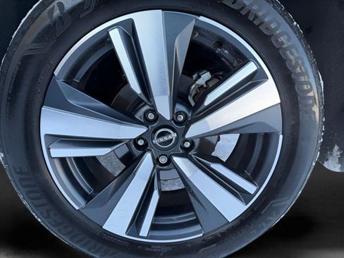 Certified 2023 Nissan Rogue SL w/ SL Premium Package image 33