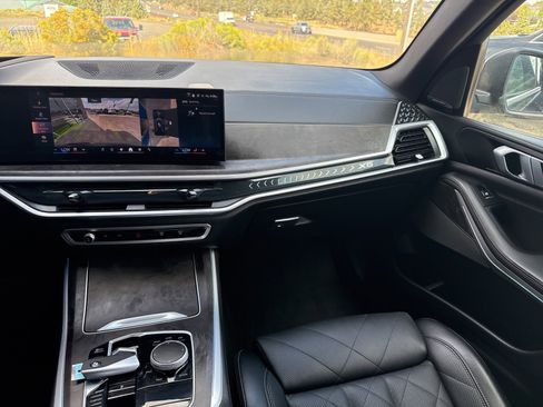 Used 2024 BMW X5 xDrive40i w/ Premium Package image 20