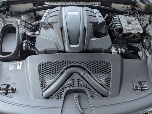 New 2026 Porsche Macan S AWD/4WD image 28