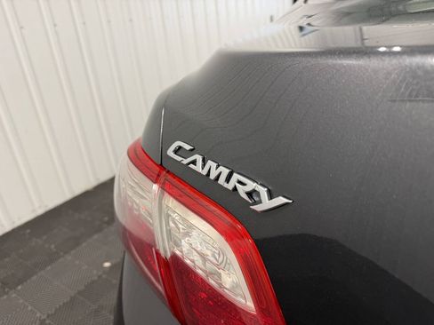 Used 2009 Toyota Camry LE FWD image 6