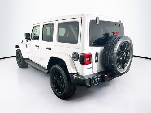 Used 2023 Jeep Wrangler Unlimited Sahara w/ Cold Weather Group AWD/4WD image 5