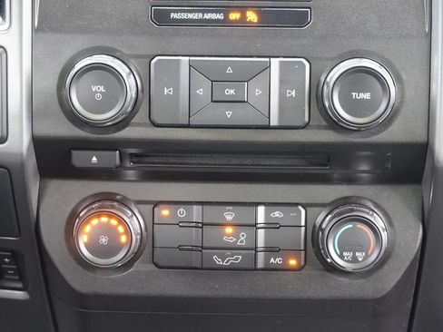 Used 2018 Ford F150 XLT w/ Trailer Tow Package AWD/4WD image 20