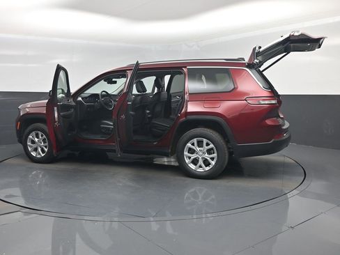 Used 2024 Jeep Grand Cherokee L Limited w/ Luxury Tech Group II image 55