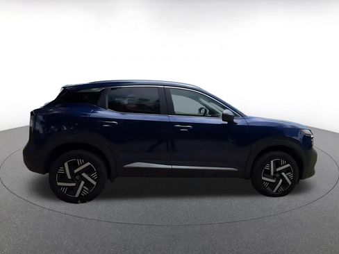 Used 2026 Nissan Kicks SV FWD image 15