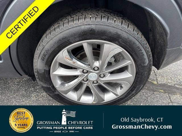 Used 2020 Buick Encore GX Essence w/ Experience Buick Package FWD image 32