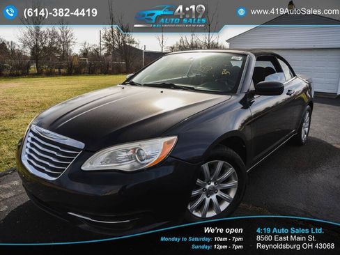 Used 2012 Chrysler 200 Touring FWD image 5
