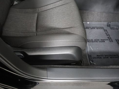 Certified 2025 Honda Accord SE image 32