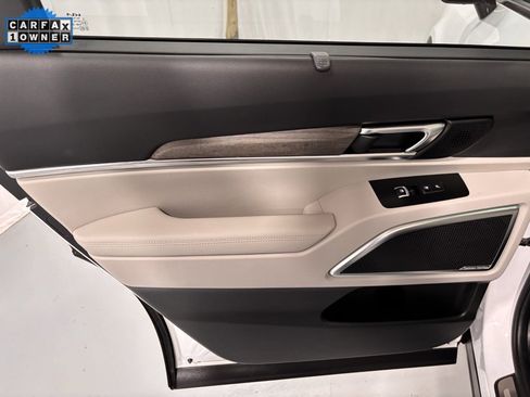 Used 2022 Kia Telluride SX w/ SX Prestige Package image 22