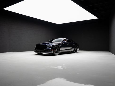 Used 2022 Bentley Flying Spur V8 AWD/4WD image 86