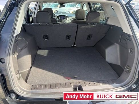 Used 2024 GMC Terrain SLE FWD image 22