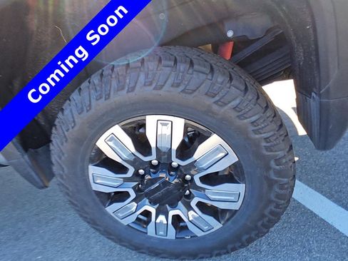 Used 2024 GMC Sierra 2500 Denali w/ Denali Reserve Package image 15