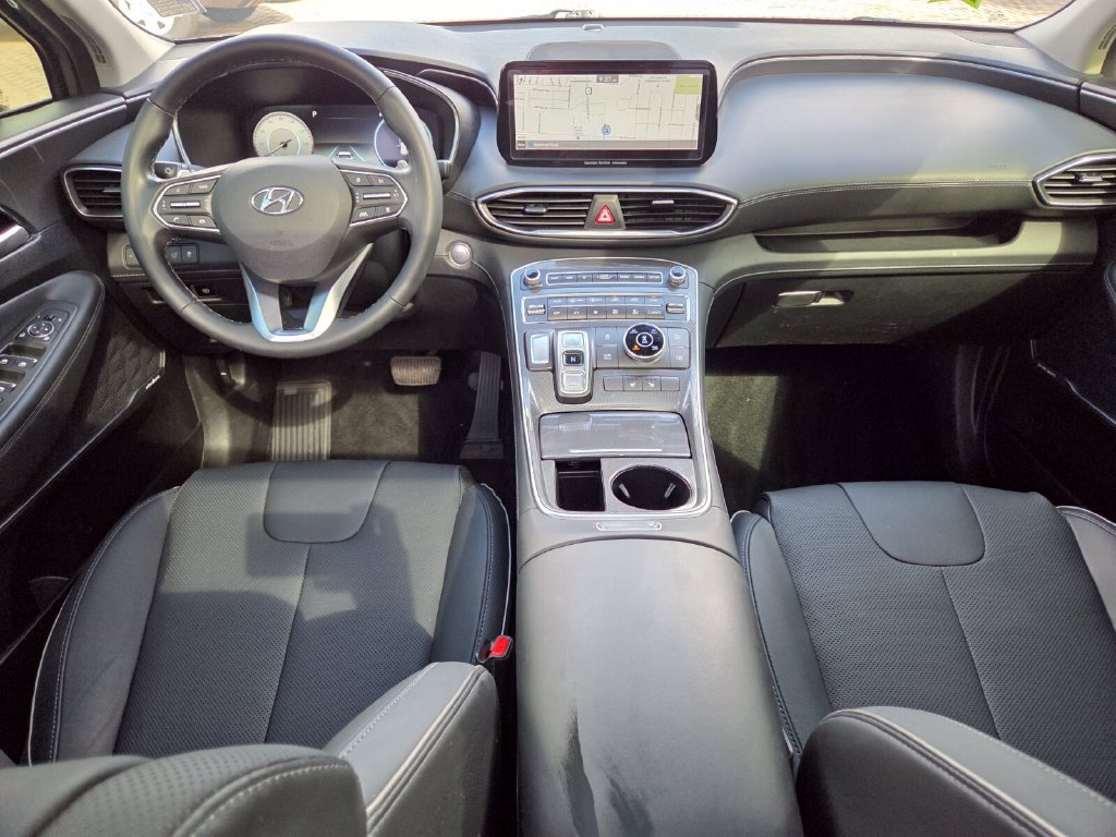 Used 2022 Hyundai Santa Fe SEL w/ Convenience + Premium Package AWD/4WD image 5