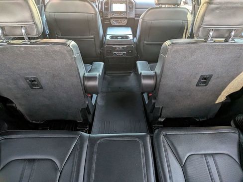 Used 2018 Ford Expedition Limited w/ Equipment Group 302A RWD image 34