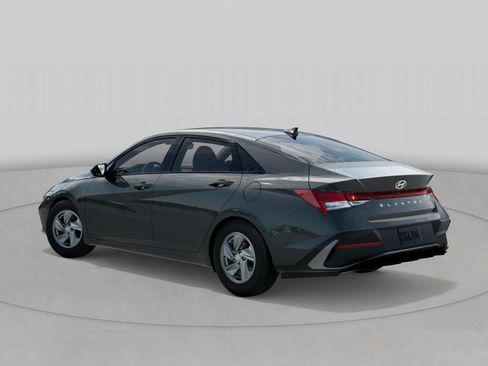 New 2026 Hyundai Elantra SE w/ Cargo Package image 5