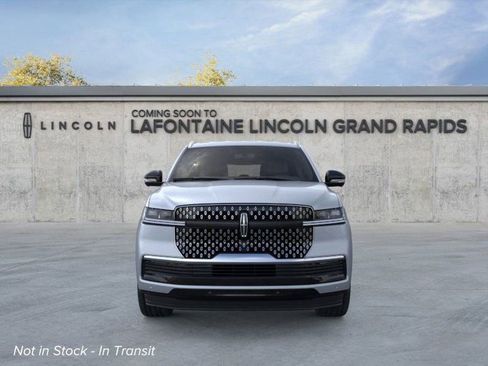 New 2026 Lincoln Navigator L Premier AWD/4WD image 6