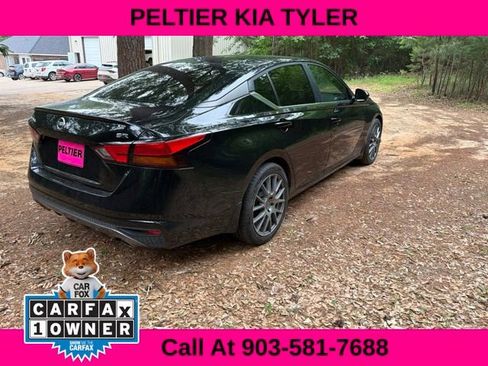 Used 2019 Nissan Altima 2.5 SR w/ SR Premium Package FWD image 11