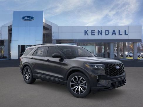 New 2026 Ford Explorer ST-Line image 7