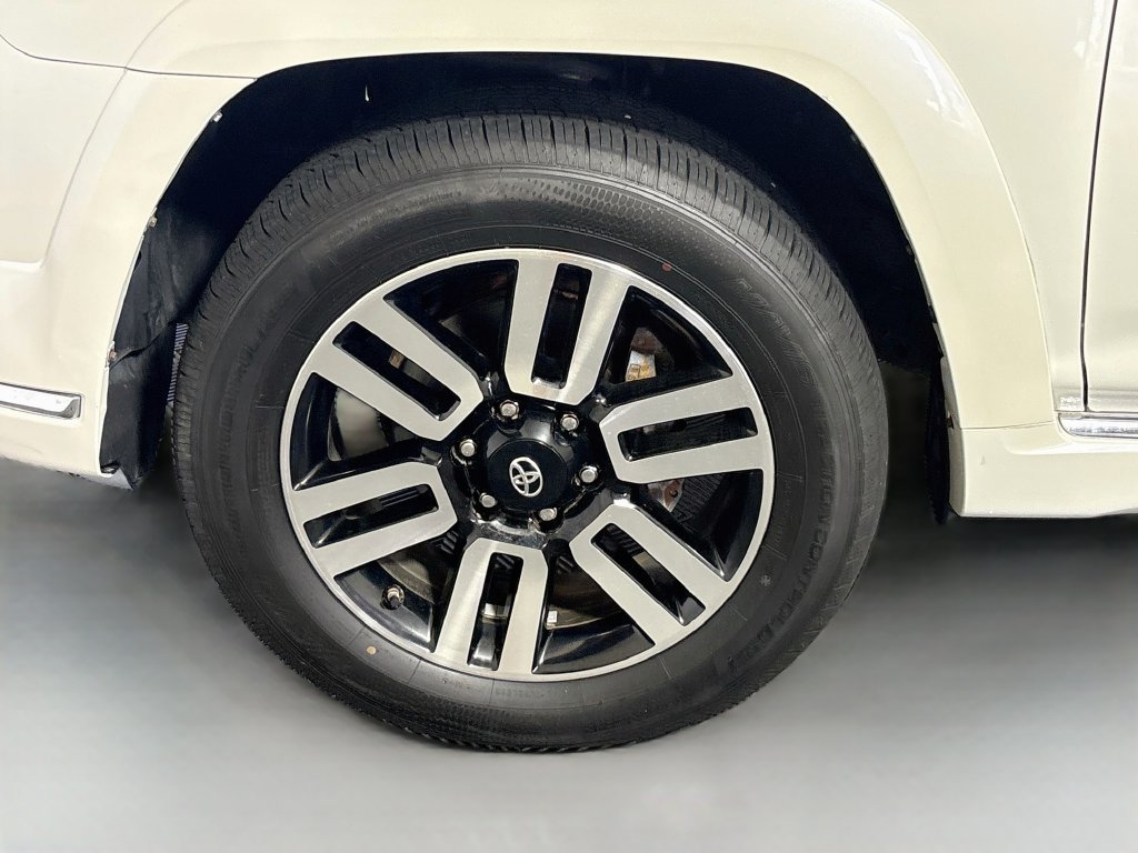 Used 2018 Toyota 4Runner Limited AWD/4WD image 11