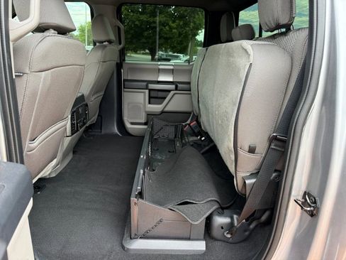 Used 2022 Ford F250 XLT w/ XLT Premium Package AWD/4WD image 18