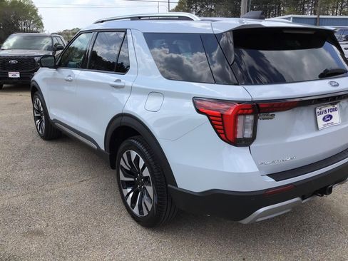 New 2026 Ford Explorer Platinum w/ LUX Leather Package image 9