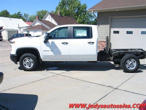 Used 2024 Chevrolet Silverado 2500 W/T w/ WT Fleet Convenience Package AWD/4WD image 29