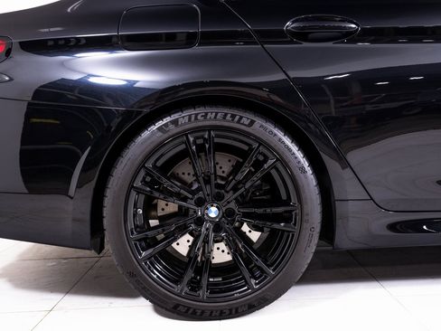 Used 2022 BMW M5 w/ Executive Package image 11