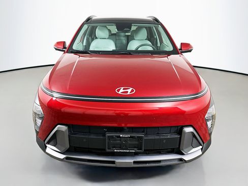 Certified 2024 Hyundai Kona Limited image 2