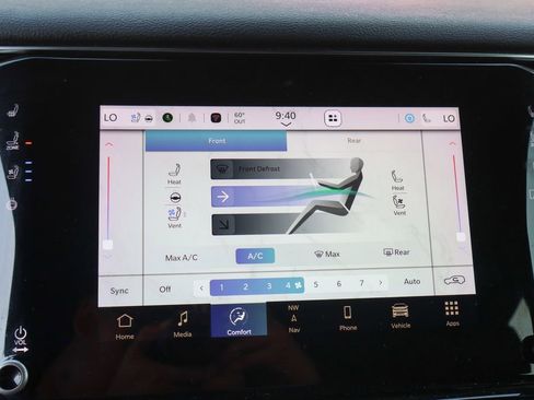 Used 2023 Jeep Wagoneer 4WD w/ Premium Group I image 31