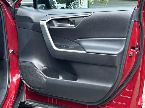 Used 2023 Toyota RAV4 XLE image 29