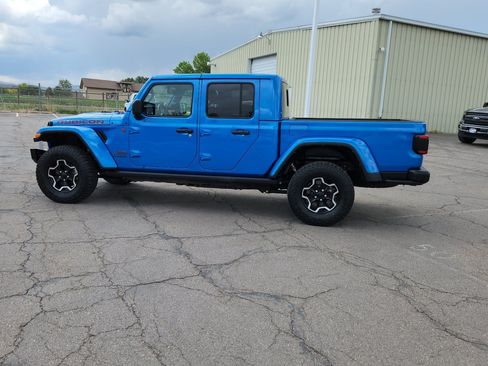 Used 2022 Jeep Gladiator Rubicon w/ LED Lighting Group AWD/4WD image 6