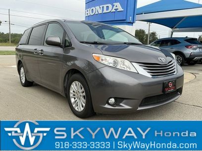 Used 2017 Toyota Sienna XLE