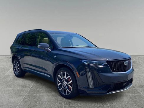 Used 2024 Cadillac XT6 Sport w/ Platinum Package AWD/4WD image 5