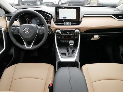 Certified 2025 Toyota RAV4 XLE Premium image 10