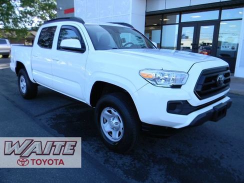 Used 2023 Toyota Tacoma SR AWD/4WD image 1