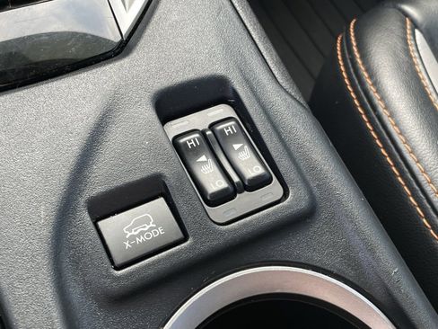 Used 2022 Subaru Crosstrek 2.5i Limited w/ Moonroof Package 2 image 18