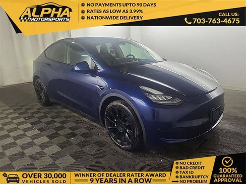 Used 2021 Tesla Model Y Long Range image 1