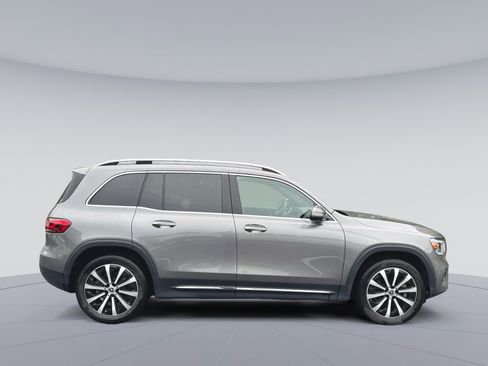 Used 2023 Mercedes-Benz GLB 250 4MATIC image 34