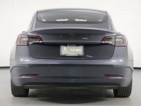 Used 2021 Tesla Model 3 Standard Range Plus image 10