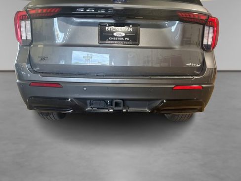 Certified 2025 Ford Explorer ST-Line w/ ST-Line Street Pack AWD/4WD image 16