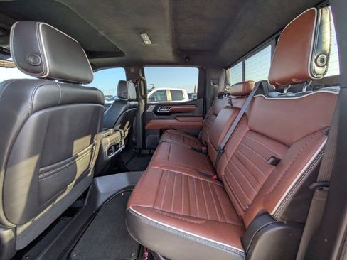 Used 2023 GMC Sierra 1500 Denali Ultimate image 12