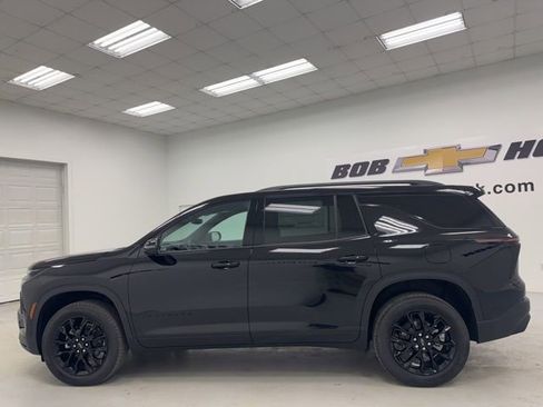 New 2026 Chevrolet Traverse LT w/ Midnight/Sport Edition image 8