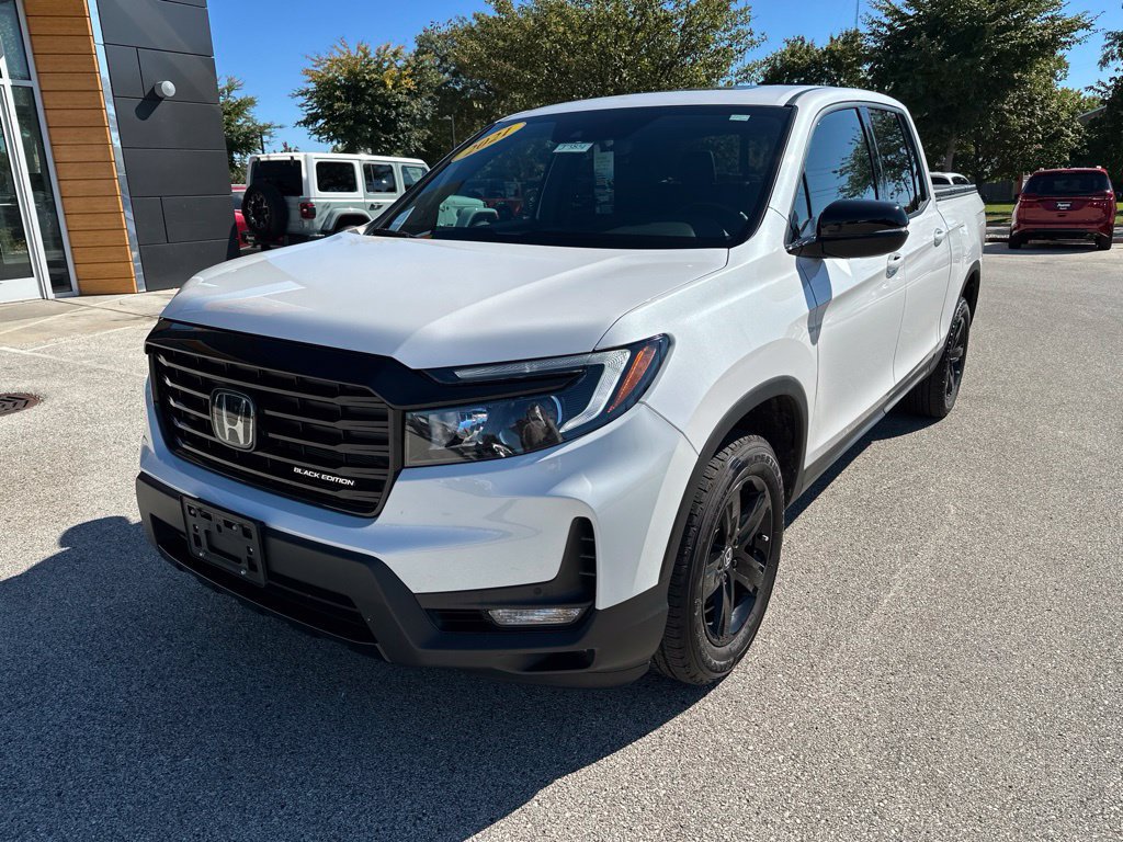 Used 2023 Honda Ridgeline Black Edition image 3