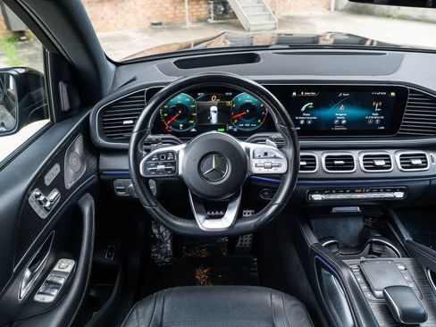 Used 2021 Mercedes-Benz GLS 580 4MATIC image 30