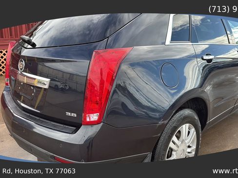 Used 2014 Cadillac SRX Luxury w/ Driver Awareness Package image 17