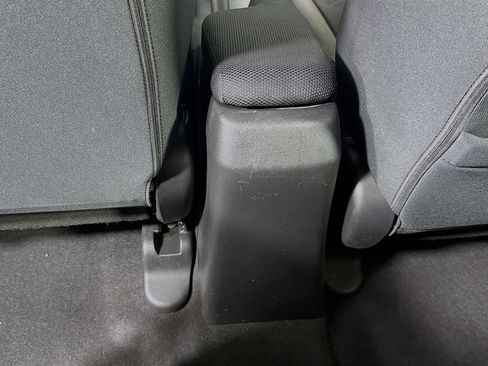 Used 2016 Honda Fit EX image 26