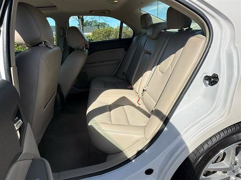 Used 2012 Ford Fusion SEL FWD image 10