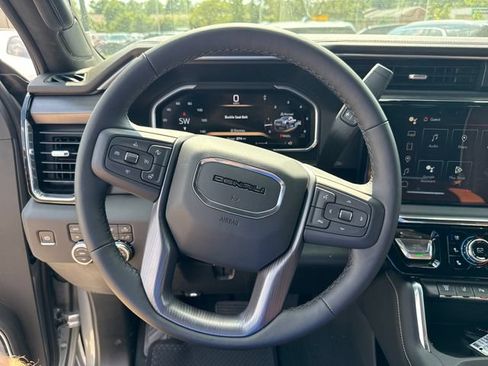 New 2026 GMC Sierra 2500 Denali Ultimate AWD/4WD image 17