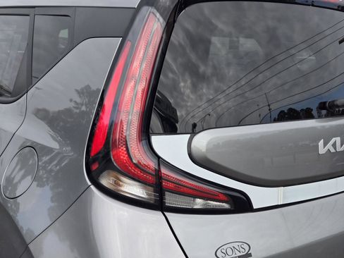 New 2025 Kia Soul LX image 9