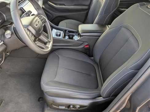 Used 2023 Jeep Grand Cherokee L Laredo image 15